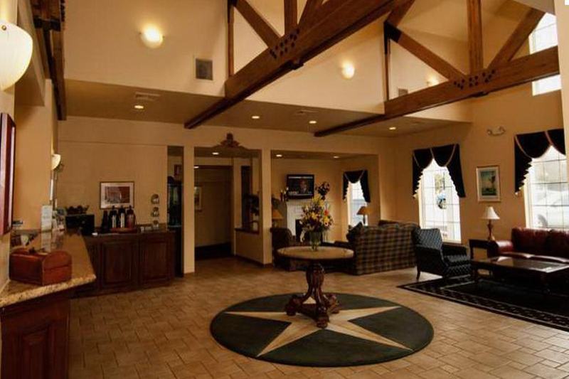 Howard Johnson By Wyndham Mystic Exterior photo
